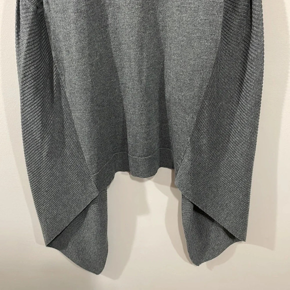 Apt. 9 sleeveless open front gray cardigan PM - Picture 8 of 12